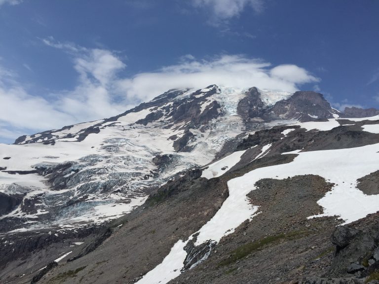 AestheticLink CEO Climbs Mt. Rainier